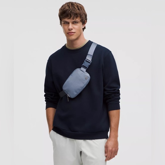 Lululemon Everywhere Belt Bag 1L- Washed Denim - Picture 6 of 6